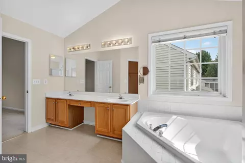 Entry Way - 3189 Tulip Tree Pl, Dumfries, VA 22026 photo 12 of 20
