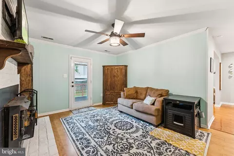 15721 Singletree Ln, Dumfries, VA 22025 photo 14