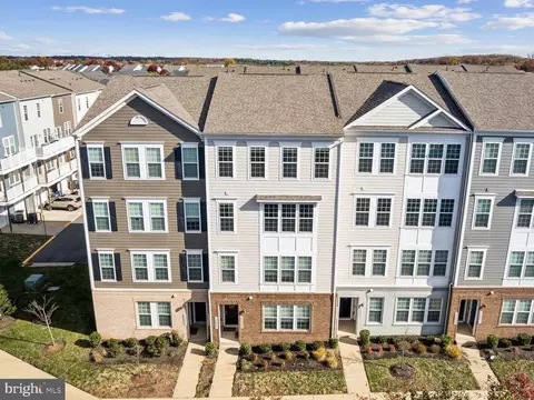 13947 Gary Fisher Trl, Gainesville, VA 20155