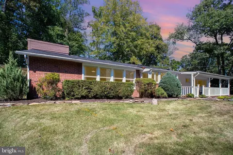 18322 Sharon Rd, Triangle, VA 22172 photo 5