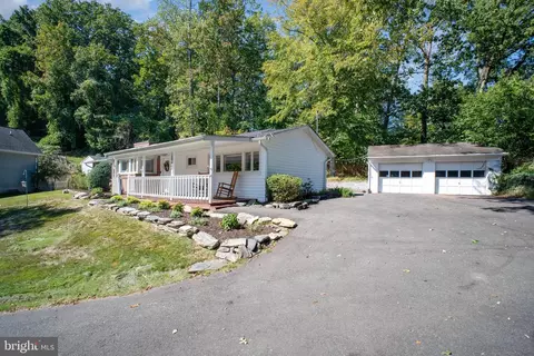 18322 Sharon Rd, Triangle, VA 22172 photo 6