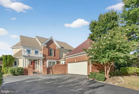 8178 Snead Loop, Gainesville, VA 20155