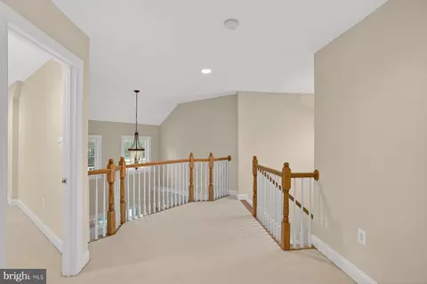 Entry Way - 8178 Snead Loop, Gainesville, VA 20155 photo 4 of 5