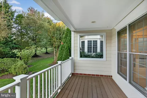 Exterior - 8178 Snead Loop, Gainesville, VA 20155 photo 5 of 5