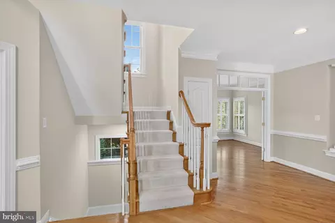 Entry Way - 8178 Snead Loop, Gainesville, VA 20155 photo 3 of 5