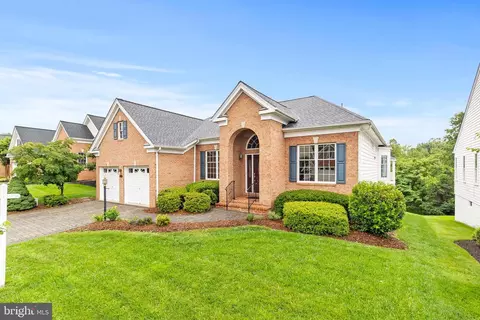 15691 Alderbrook Dr, Haymarket, VA 20169