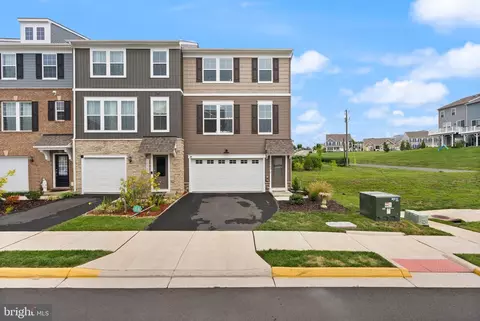 10549 Waterbury Woods Way, Manassas, VA 20112