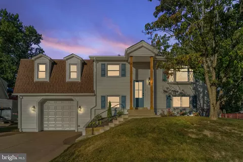 13002 Kingswell Dr, Woodbridge, VA 22193