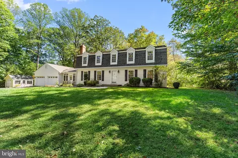 6605 Duvon Pl, Manassas, VA 20111