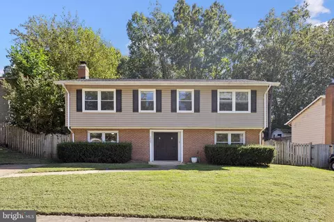 3925 Forge Dr, Woodbridge, VA 22193