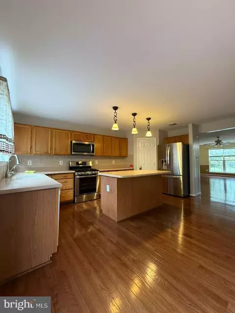 Kitchen - 8312 Wallace Ln, Manassas, VA 20109 photo 2 of 5