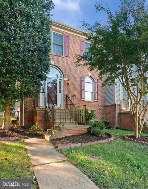 12438 Abbey Knoll Ct, Woodbridge, VA 22192