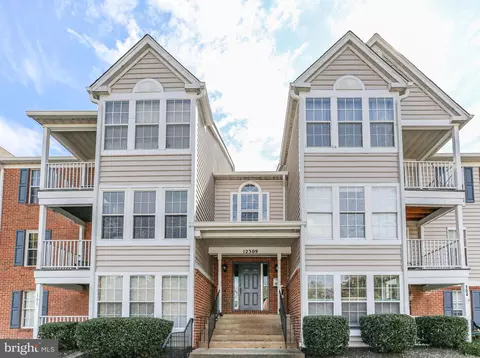 12309 Ashmont Ct #203, Woodbridge, VA 22192