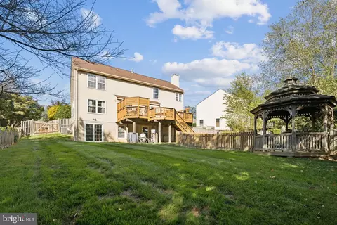 Exterior - 9579 Manassas Forge Dr, Manassas, VA 20111 photo 9 of 10