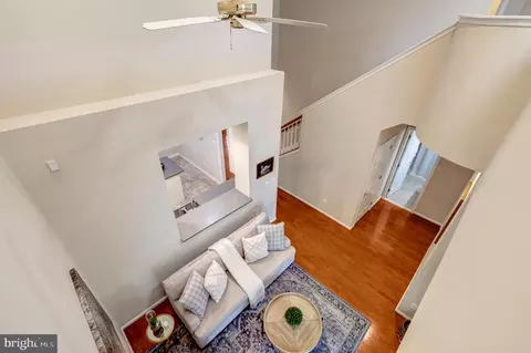 Entry Way - 6524 Box Elder Loop, Gainesville, VA 20155 photo 6 of 8