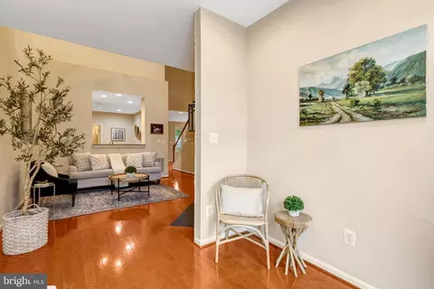 Entry Way - 6524 Box Elder Loop, Gainesville, VA 20155 photo 4 of 8