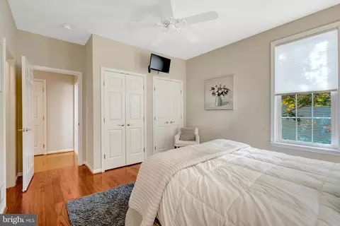 Bedroom - 6524 Box Elder Loop, Gainesville, VA 20155 photo 3 of 7