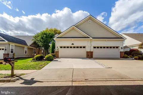 Exterior - 6524 Box Elder Loop, Gainesville, VA 20155 photo 4 of 9