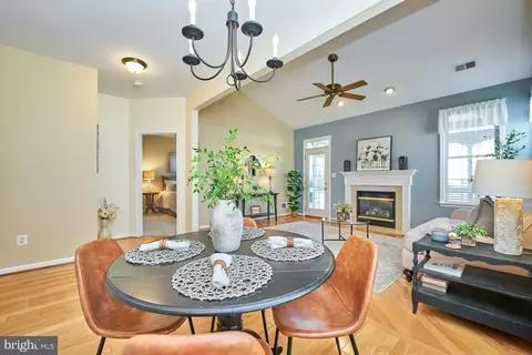 Dining - 13516 Norwick Pl, Gainesville, VA 20155 photo 3 of 3