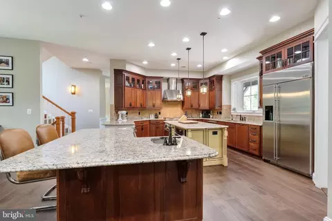 Kitchen - 14428 Eagle Island Ct, Gainesville, VA 20155 photo 3 of 7