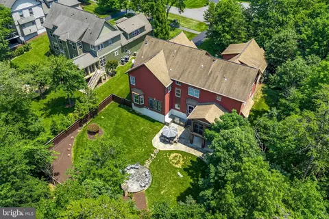 View/Area - 14428 Eagle Island Ct, Gainesville, VA 20155 photo 3 of 10