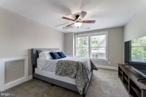 Bedroom - 14428 Eagle Island Ct, Gainesville, VA 20155 photo 6 of 6
