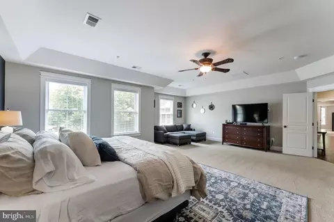 Bedroom - 14428 Eagle Island Ct, Gainesville, VA 20155 photo 1 of 6
