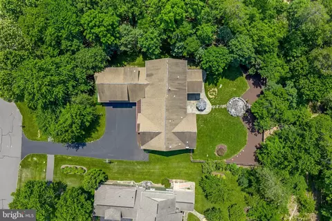 View/Area - 14428 Eagle Island Ct, Gainesville, VA 20155 photo 4 of 10