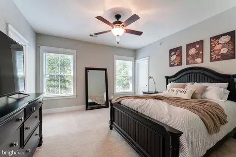 Bedroom - 14428 Eagle Island Ct, Gainesville, VA 20155 photo 3 of 6