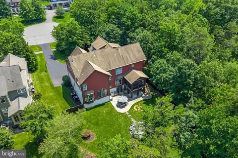 View/Area - 14428 Eagle Island Ct, Gainesville, VA 20155 photo 2 of 10