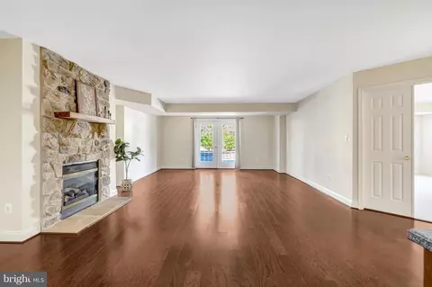 Living - 13404 Fieldstone Way, Gainesville, VA 20155 photo 6 of 6