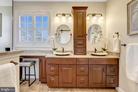 Bath - 13404 Fieldstone Way, Gainesville, VA 20155 photo 2 of 7