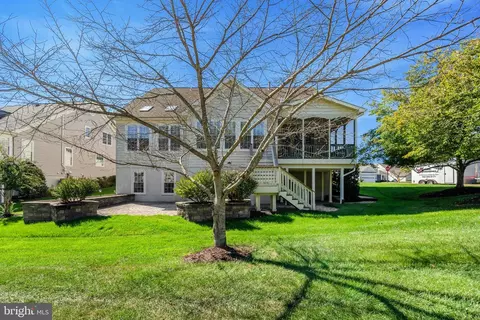 Exterior - 13404 Fieldstone Way, Gainesville, VA 20155 photo 9 of 15