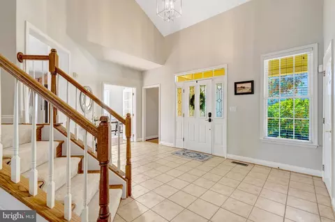 Entry Way - 13404 Fieldstone Way, Gainesville, VA 20155 photo 2 of 7