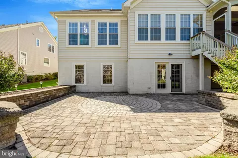 Exterior - 13404 Fieldstone Way, Gainesville, VA 20155 photo 10 of 15