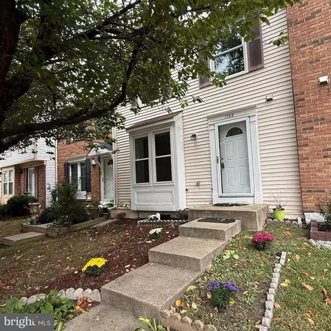 1788 Tilletson Pl, Woodbridge, VA 22191