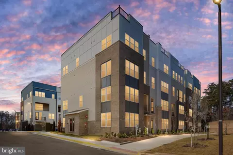 2520 Neabsco Common Pl, Woodbridge, VA 22191