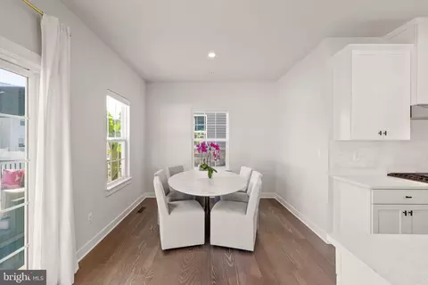 Dining - 7471 Flag Point Ct, Manassas, VA 20109 photo 1 of 2