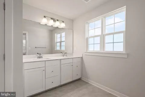 Entry Way - 7471 Flag Point Ct, Manassas, VA 20109 photo 13 of 13