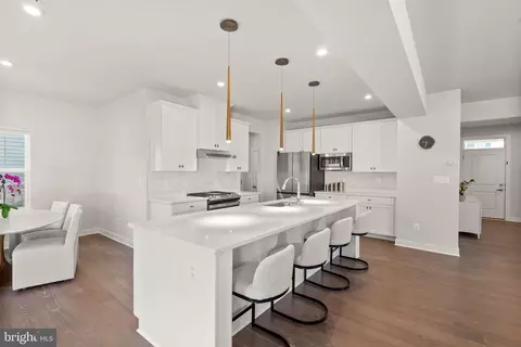Other - 7471 Flag Point Ct, Manassas, VA 20109 photo 6 of 16