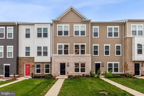 15055 Jaxton Sq, Haymarket, VA 20169