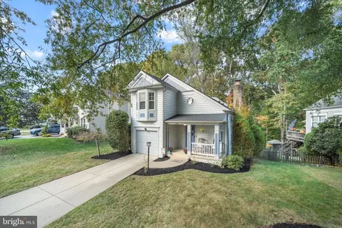 3098 Fennegan Ct, Woodbridge, VA 22192