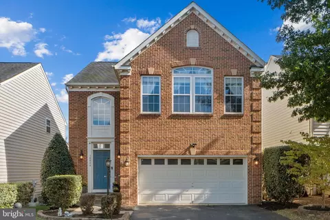 16044 Sheringham Way, Gainesville, VA 20155
