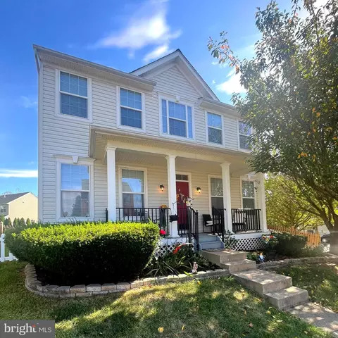 8925 Yellowleg Ct, Gainesville, VA 20155