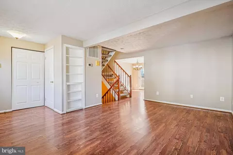 Living - 14740 Winding Loop, Woodbridge, VA 22191 photo 4 of 9