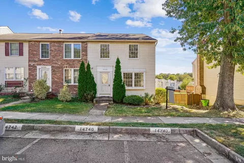 Exterior - 14740 Winding Loop, Woodbridge, VA 22191 photo 4 of 12
