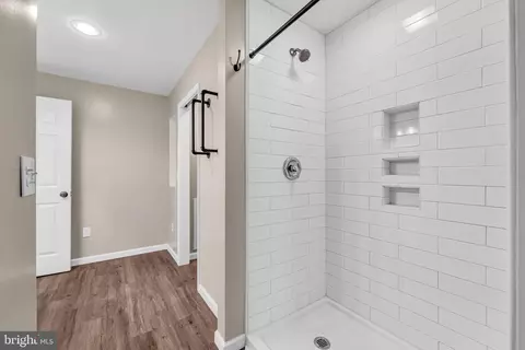 Entry Way - 10696 Moore Dr, Manassas, VA 20111 photo 7 of 10