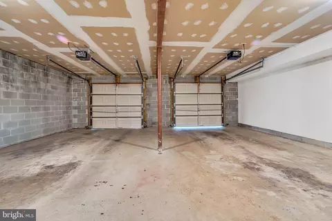 Exterior - 10696 Moore Dr, Manassas, VA 20111 photo 2 of 5