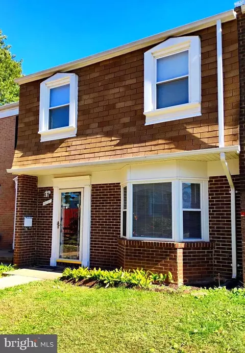 8327 Irongate Way, Manassas, VA 20109