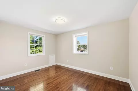 Bedroom - 3797 Port Hope Pt, Triangle, VA 22172 photo 2 of 3